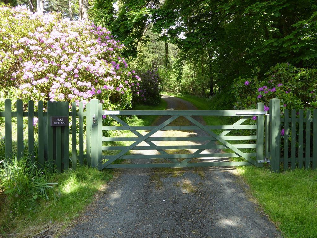 Plas Heulog Holiday Accommodation Llanfairfechan Buitenkant foto
